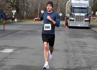 Woodfine and Lalonde win Harriers Pioneer 8K and BC Athletics 8K Championships